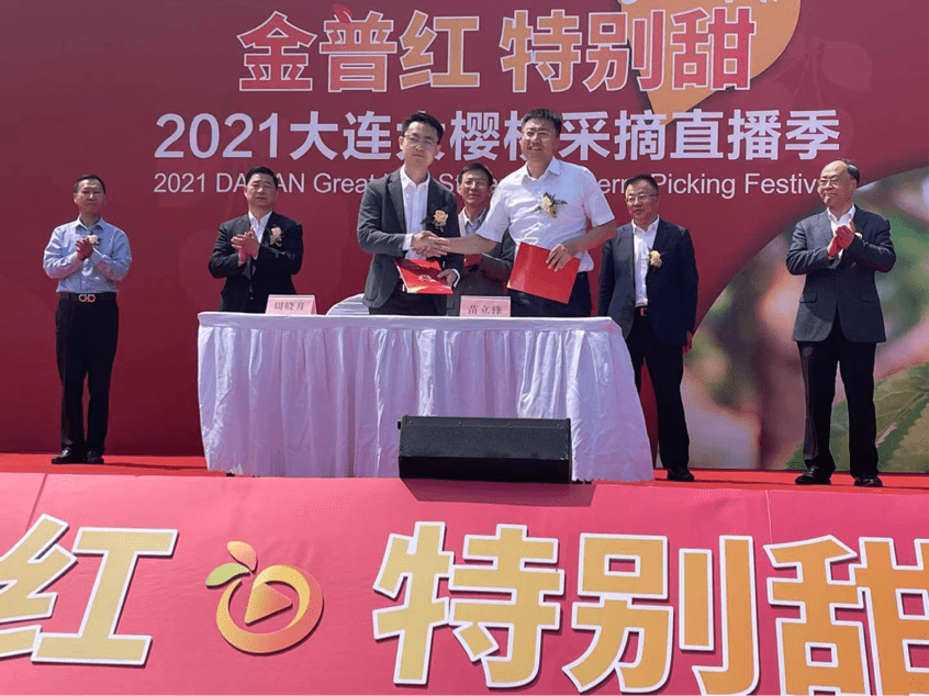足球武汉vs大连直播视频，一场说不清是情怀还是较量的比赛